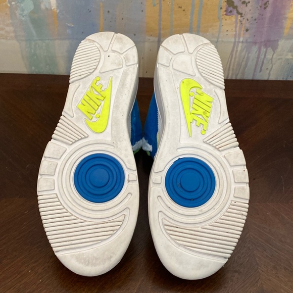 2008 Nike Women’s Outbreak High OG Sneaker Trainer Sports Shoes Sz  8.5 - Picture 5 of 6